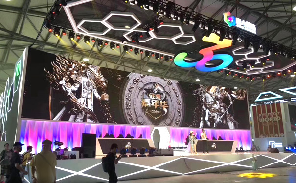 91看片成人版與設計