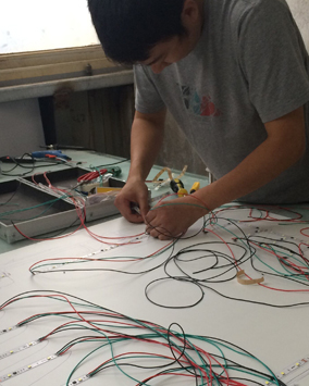 91看片成人版配置燈具電料